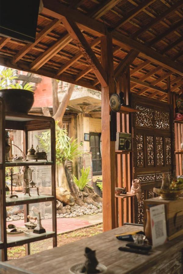 Sunrise Lodge & Lounge Singaraja Екстериор снимка