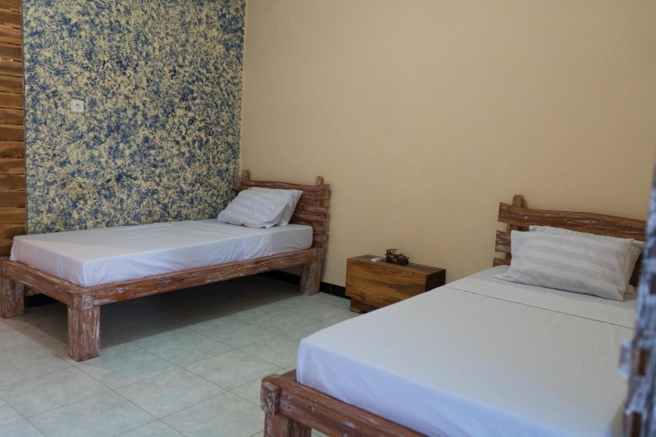 Sunrise Lodge & Lounge Singaraja Екстериор снимка
