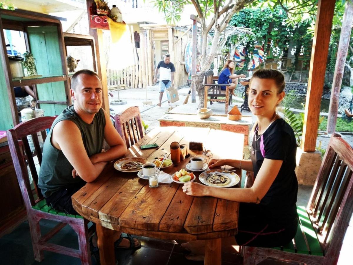Sunrise Lodge & Lounge Singaraja Екстериор снимка
