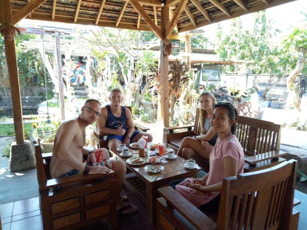Sunrise Lodge & Lounge Singaraja Екстериор снимка